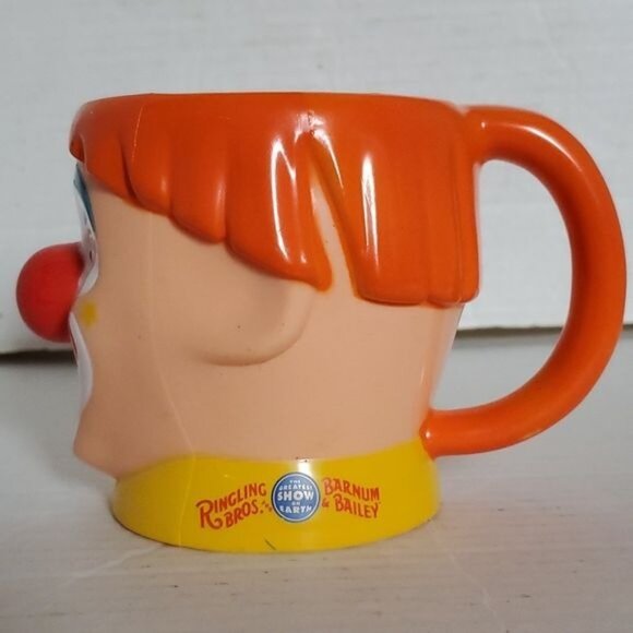2 Clown Ringling Bros and Barnum & Bailey The Greatest Show on Earth Cups Mugs - Picture 5 of 16